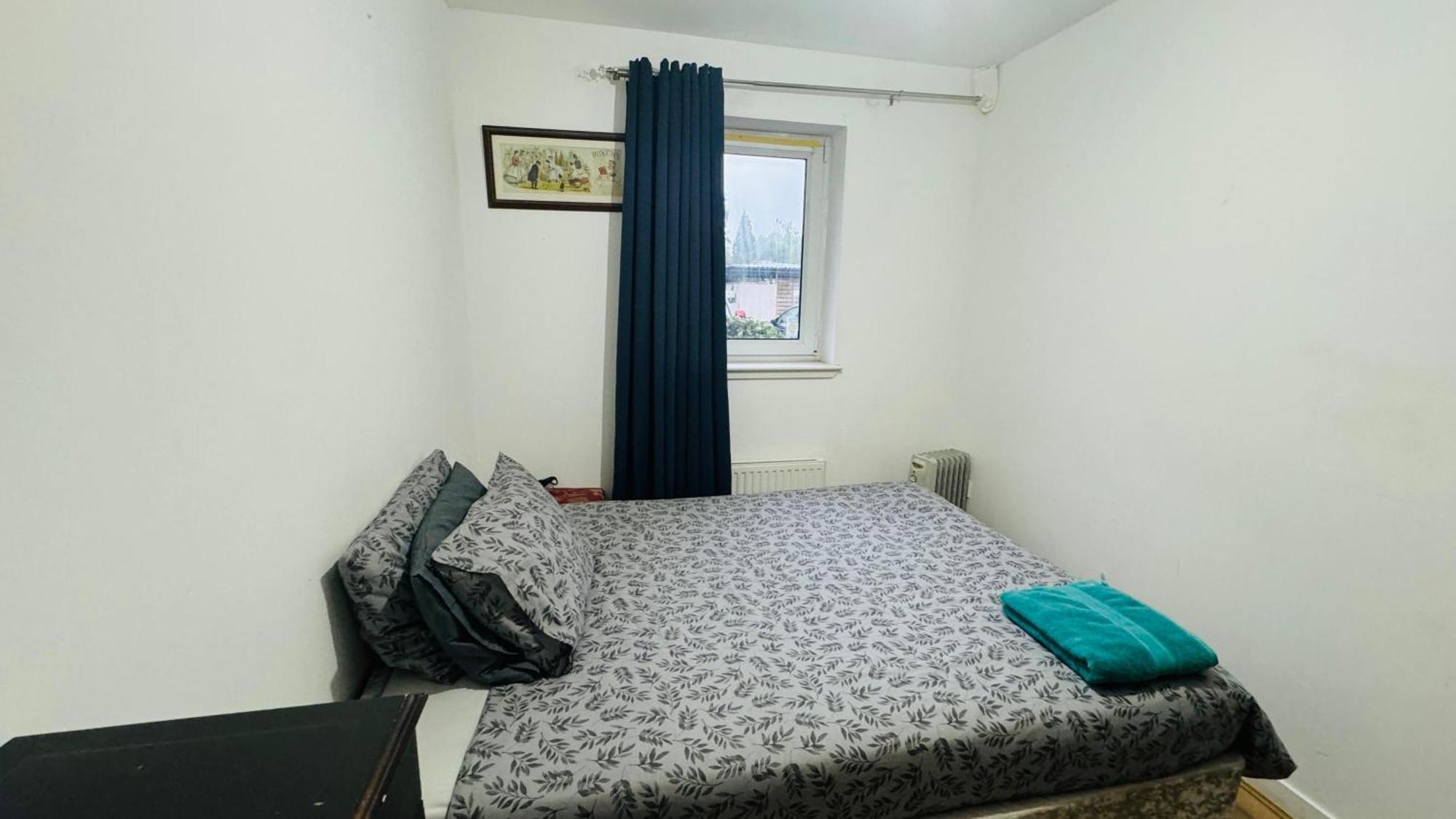 Fabulous 1Bed 1Bath Ground Floor Shared Accommodation ,Only Double Room Edimburgo Exterior foto